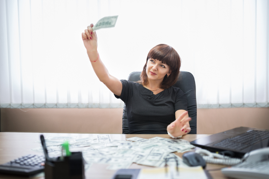 Une micro-entreprise vient d'envoyer le salaire de cette femme