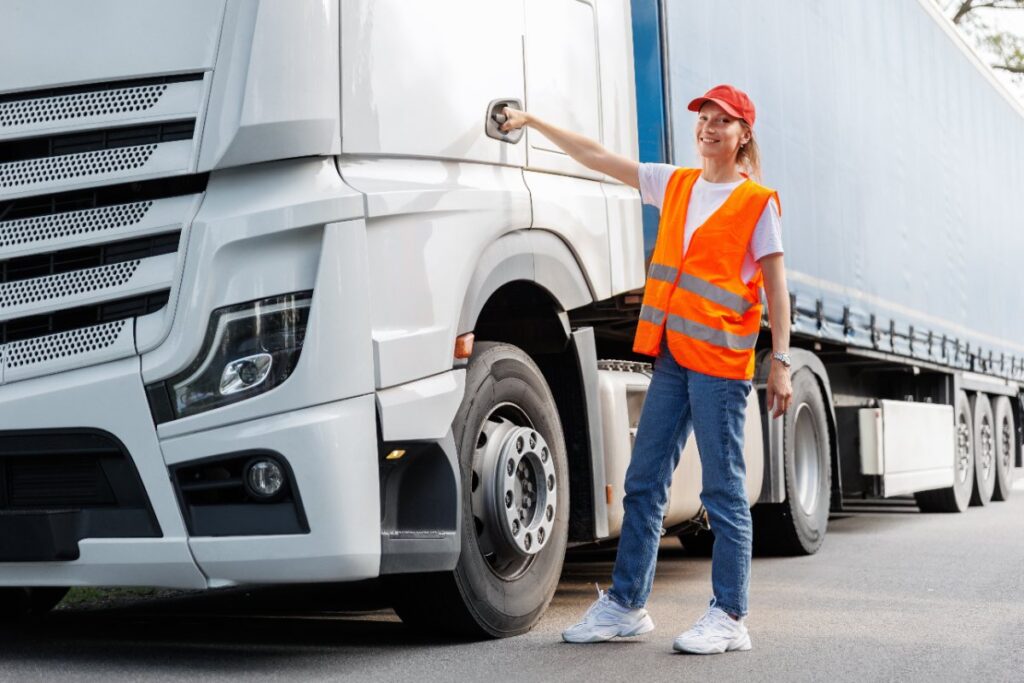 Une femme qui conduit une camioneuse